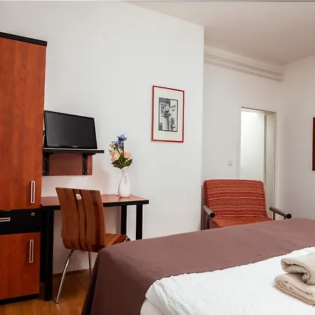 Gostinjska kuća Pod Lipo Ljubljana