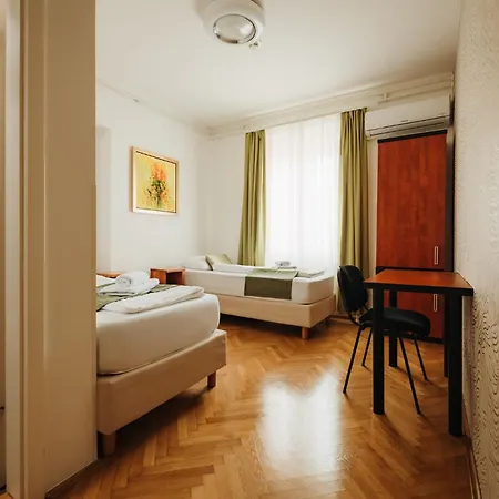 Pod Lipo 2* Ljubljana