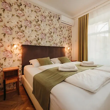 Pod Lipo Gostinjska kuća Ljubljana
