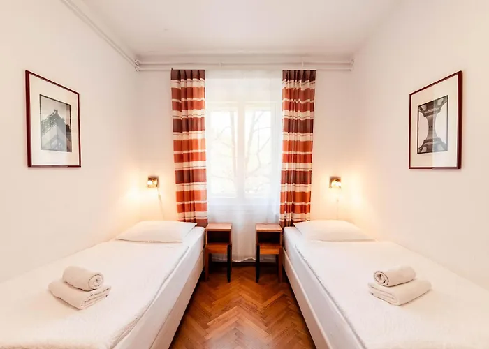 Pod Lipo Casa de hóspedes Liubliana