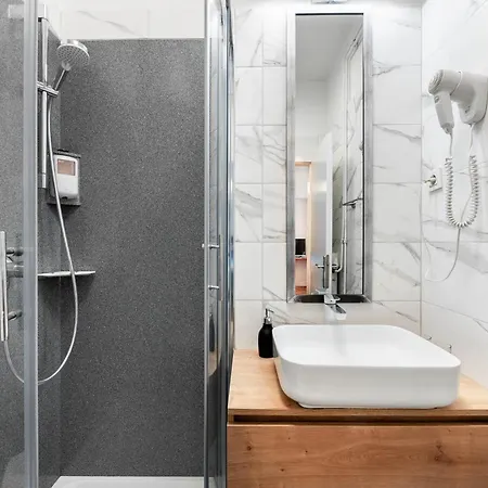 בית הארחה Pod Lipo 2*